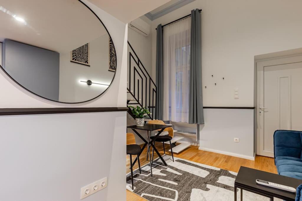 Nescaflat 3In1 Third Apartment Budapest Exteriör bild